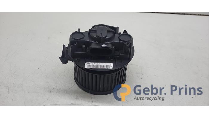 Gebruikte Blower Nissan Micra (K12) 1.2 16V Prijs € 25,00 Margeregeling aangeboden door Autorec. Gebr. Prins b.v.
