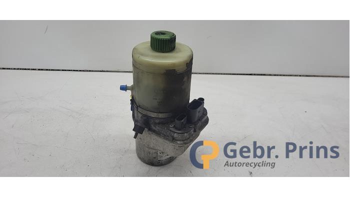 Gebruikte Pomp Servo Skoda Fabia II (5J) 1.9 TDi Prijs € 50,00 Margeregeling aangeboden door Autorec. Gebr. Prins b.v.