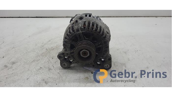 Gebruikte Dynamo Volkswagen Golf Plus (5M1/1KP) 1.6 FSI 16V Prijs € 35,00 Margeregeling aangeboden door Autorec. Gebr. Prins b.v.