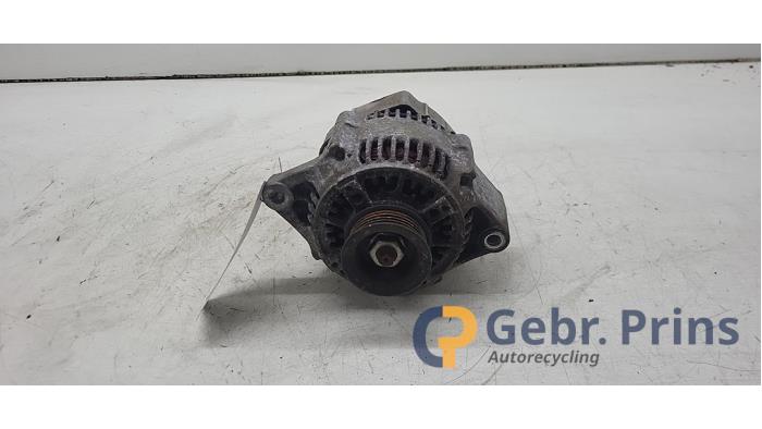 Gebruikte Dynamo Suzuki SX4 (EY/GY) 1.6 16V VVT Comfort,Exclusive Autom. Prijs € 40,00 Margeregeling aangeboden door Autorec. Gebr. Prins b.v.