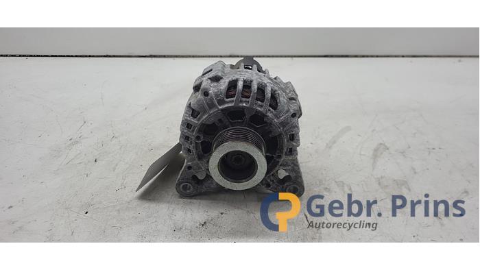 Gebruikte Dynamo Renault Clio III (BR/CR) 1.2 16V Tce Prijs € 40,00 Margeregeling aangeboden door Autorec. Gebr. Prins b.v.
