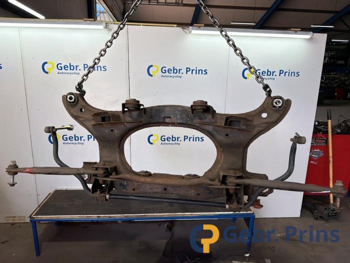 Gebruikte Subframe Landrover Range Rover Evoque (LVJ/LVS) 2.2 TD4 16V Prijs € 250,00 Margeregeling aangeboden door Autorec. Gebr. Prins b.v.