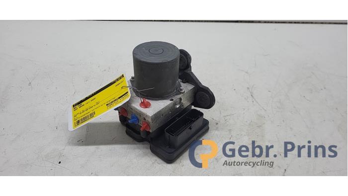 Gebruikte ABS Pomp Seat Arona (KJX) 1.0 TSI 12V Prijs € 125,00 Margeregeling aangeboden door Autorec. Gebr. Prins b.v.