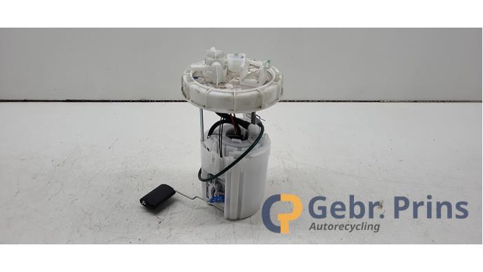 Gebruikte Tank element Pomp Kia Picanto (JA) 1.0 DPi 12V Prijs € 40,00 Margeregeling aangeboden door Autorec. Gebr. Prins b.v.