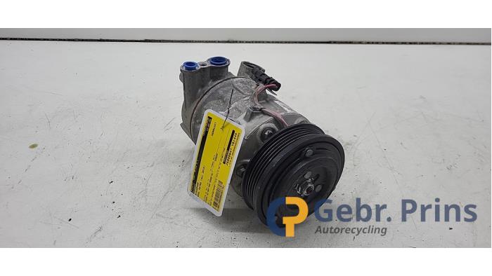 Gebruikte Aircopomp Opel Astra K 1.0 Turbo 12V Prijs € 125,00 Margeregeling aangeboden door Autorec. Gebr. Prins b.v.