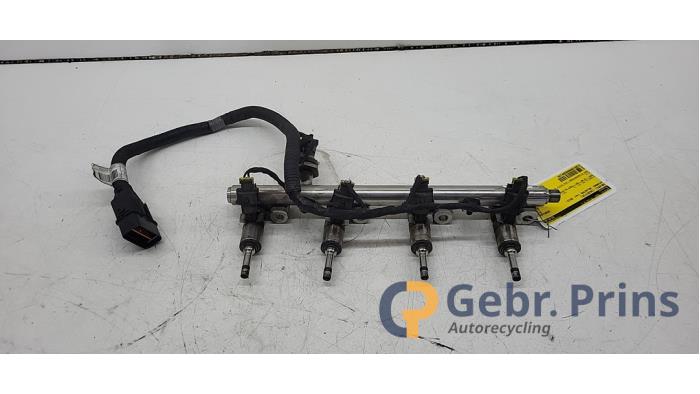 Gebruikte Galerij (Injectie) Hyundai Veloster 1.6 GDI 16V Prijs € 50,00 Margeregeling aangeboden door Autorec. Gebr. Prins b.v.