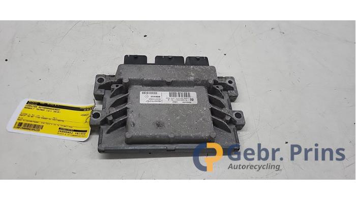 Gebruikte Computer Motormanagement Renault Twingo II (CN) 1.2 16V Prijs € 50,00 Margeregeling aangeboden door Autorec. Gebr. Prins b.v.