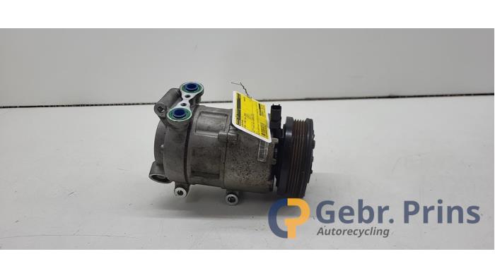 Gebruikte Aircopomp Ford C-Max (DM2) 1.6 16V Prijs € 50,00 Margeregeling aangeboden door Autorec. Gebr. Prins b.v.