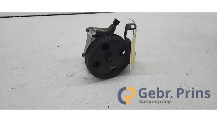 Gebruikte Pomp Servo Volvo V50 (MW) 1.6 16V Prijs € 75,00 Margeregeling aangeboden door Autorec. Gebr. Prins b.v.