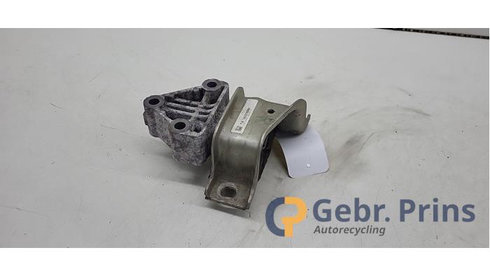 Gebruikte Motorrubber Fiat Ducato (250) 2.3 D 120 Multijet Prijs € 30,25 Inclusief btw aangeboden door Autorec. Gebr. Prins b.v.