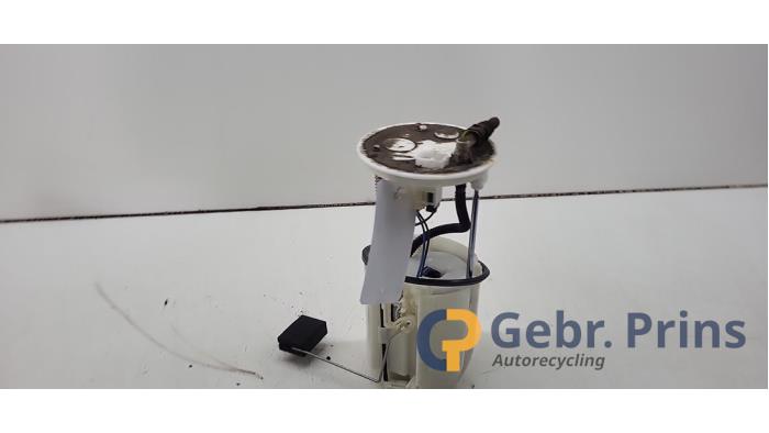Gebruikte Tank element Pomp Suzuki SX4 (EY/GY) 1.6 16V VVT Comfort,Exclusive Autom. Prijs € 40,00 Margeregeling aangeboden door Autorec. Gebr. Prins b.v.