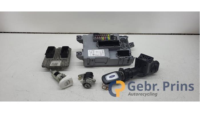 Gebruikte Kontaktslot + computer Ford Ka II 1.2 Prijs € 125,00 Margeregeling aangeboden door Autorec. Gebr. Prins b.v.