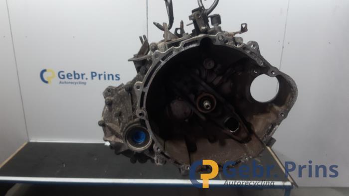 Gebruikte Versnellingsbak Mitsubishi Colt (Z2/Z3) 1.1 12V Prijs € 200,00 Margeregeling aangeboden door Autorec. Gebr. Prins b.v.