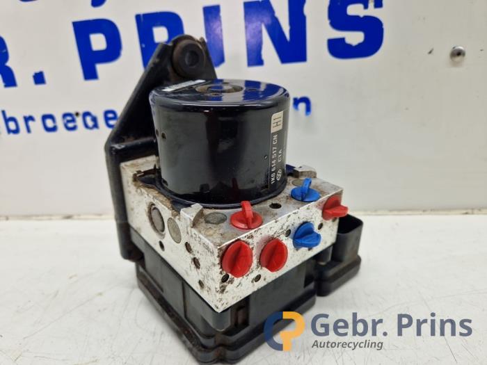 Gebruikte ABS Pomp Volkswagen Caddy III (2KA,2KH,2CA,2CH) 2.0 TDI 16V Prijs € 211,75 Inclusief btw aangeboden door Autorec. Gebr. Prins b.v.