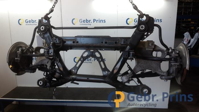 Gebruikte Subframe Volvo S90 II 2.0 T5 16V Prijs € 550,00 Margeregeling aangeboden door Autorec. Gebr. Prins b.v.