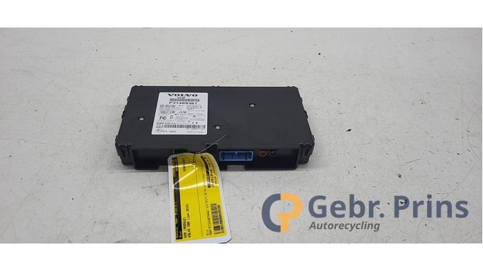 Gebruikte VCM (module) Volvo S90 II 2.0 T5 16V Prijs € 600,00 Margeregeling aangeboden door Autorec. Gebr. Prins b.v.