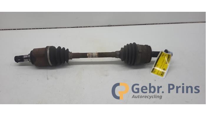 Gebruikte Steekas links-voor Hyundai i10 (F5) 1.2i 16V Prijs € 35,00 Margeregeling aangeboden door Autorec. Gebr. Prins b.v.