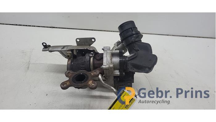 Gebruikte Turbo Volkswagen Polo V (6R) 1.2 TSI 16V BlueMotion Technology Prijs € 200,00 Margeregeling aangeboden door Autorec. Gebr. Prins b.v.
