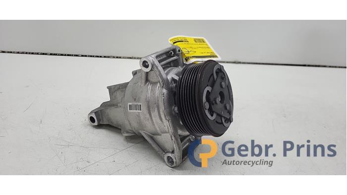 Gebruikte Aircopomp Nissan Micra (K14) 1.0 IG-T 100 Prijs € 125,00 Margeregeling aangeboden door Autorec. Gebr. Prins b.v.