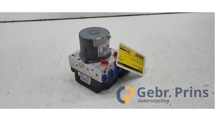 Gebruikte ABS Pomp Hyundai i20 (GBB) 1.2i 16V Prijs € 65,00 Margeregeling aangeboden door Autorec. Gebr. Prins b.v.