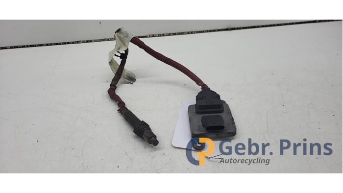 Gebruikte Nox sensor BMW X5 (F15) xDrive 35d 3.0 24V Prijs € 100,00 Margeregeling aangeboden door Autorec. Gebr. Prins b.v.