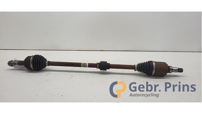 Gebruikte Aandrijfas rechts-voor Ford Focus 4 1.0 Ti-VCT EcoBoost 12V 125 Prijs € 100,00 Margeregeling aangeboden door Autorec. Gebr. Prins b.v.