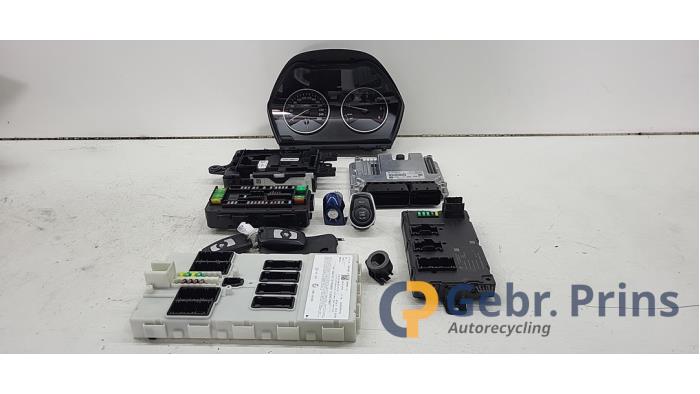 Gebruikte Kontaktslot + computer BMW 1 serie (F20) 118d 2.0 16V Prijs € 350,00 Margeregeling aangeboden door Autorec. Gebr. Prins b.v.