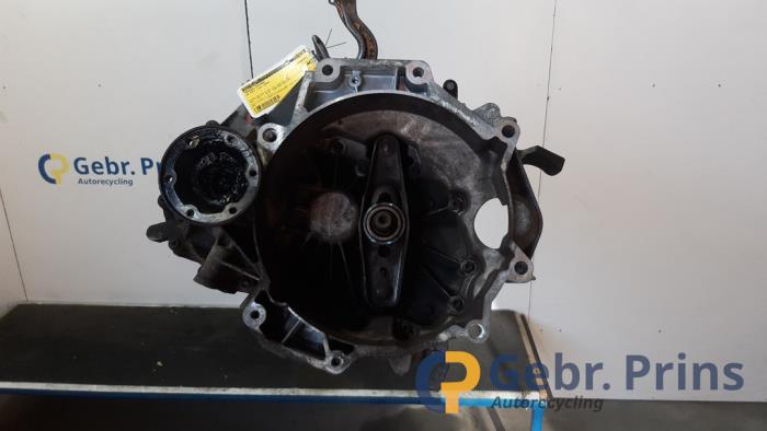 Gebruikte Versnellingsbak Volkswagen Golf V (1K1) 1.6 FSI 16V Prijs € 300,00 Margeregeling aangeboden door Autorec. Gebr. Prins b.v.