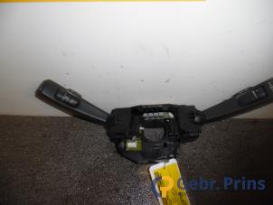 Gebruikte Licht + Raw Schakelaar Volvo C30 (EK/MK) 1.6 D 16V Prijs € 30,00 Margeregeling aangeboden door Autorec. Gebr. Prins b.v.