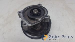Gebruikte Waterpomp Volkswagen Golf V (1K1) 1.6 FSI 16V Prijs € 10,00 Margeregeling aangeboden door Autorec. Gebr. Prins b.v.