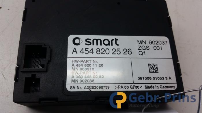 Gebruikte Gateway module Smart Forfour (454) 1.1 12V Prijs € 30,00 Margeregeling aangeboden door Autorec. Gebr. Prins b.v.