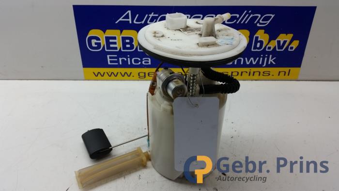 Gebruikte Tank element Pomp Kia Pro cee'd (EDB3) 1.6 CVVT 16V Prijs € 40,00 Margeregeling aangeboden door Autorec. Gebr. Prins b.v.
