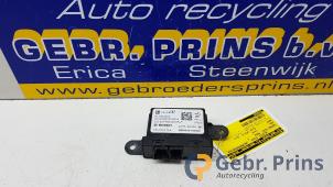 Gebruikte Central electronic module Opel Adam 1.0 Ecotec 12V SIDI Turbo Prijs € 40,00 Margeregeling aangeboden door Autorec. Gebr. Prins b.v.