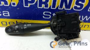 Gebruikte Pinker Schakelaar Suzuki Alto 1.0 12V Prijs € 25,00 Margeregeling aangeboden door Autorec. Gebr. Prins b.v.