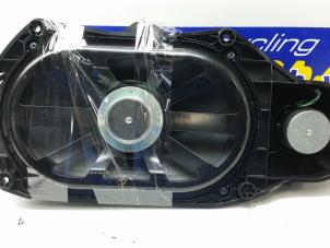 Gebruikte Subwoofer Mercedes E (W212) E-220 CDI 16V BlueEfficiency,BlueTEC Prijs € 50,00 Margeregeling aangeboden door Autorec. Gebr. Prins b.v.