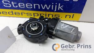 Gebruikte Motor electrisch raam Hyundai Santafe Prijs € 30,00 Margeregeling aangeboden door Autorec. Gebr. Prins b.v.