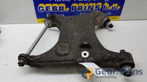 Gebruikte Draagarm onder rechts-achter BMW 5 serie (E60) 530d 24V Prijs € 40,00 Margeregeling aangeboden door Autorec. Gebr. Prins b.v.