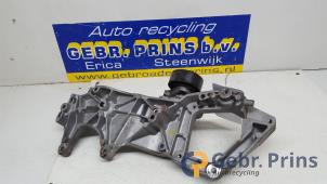 Gebruikte Dynamosteun onder Landrover Evoque Prijs € 50,00 Margeregeling aangeboden door Autorec. Gebr. Prins b.v.