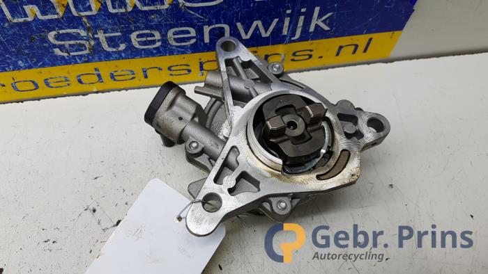 Gebruikte Vacuumpomp (Benzine) Fiat Panda (312) 0.9 TwinAir 65 Prijs € 25,00 Margeregeling aangeboden door Autorec. Gebr. Prins b.v.