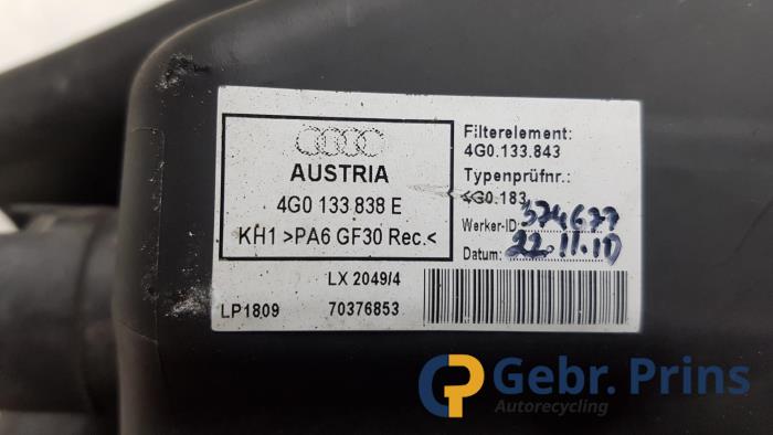 Gebruikte Luchtfilterhuis Audi A7 Sportback (4GA/4GF) 3.0 TDI V6 24V Quattro Prijs € 40,00 Margeregeling aangeboden door Autorec. Gebr. Prins b.v.