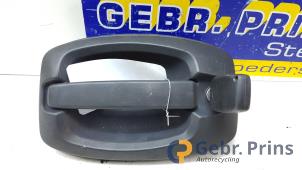 Gebruikte Portiergreep 2Deurs links Citroen Jumper (U9) 2.2 HDi 120 Prijs € 24,20 Inclusief btw aangeboden door Autorec. Gebr. Prins b.v.
