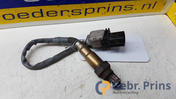Gebruikte Lambda Sonde Audi A4 (B8) 2.0 TFSI 16V Quattro Prijs € 20,00 Margeregeling aangeboden door Autorec. Gebr. Prins b.v.