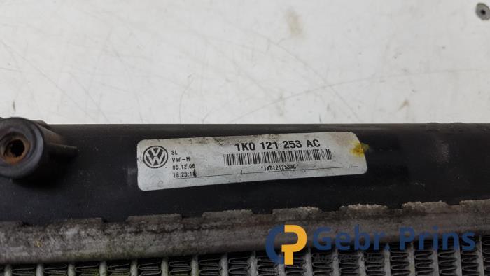 Radiateur van een Volkswagen Passat Variant 4Motion (3C5) 2.0 FSI 16V 2007