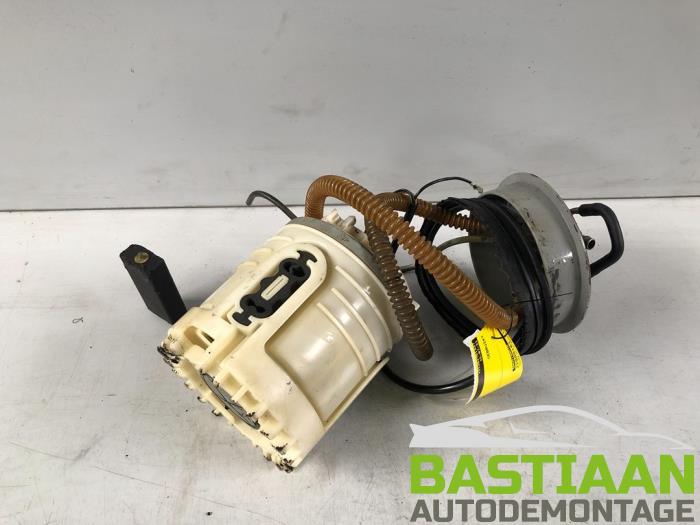 Gebruikte Tank element Pomp Volkswagen Golf Prijs € 49,99 Margeregeling aangeboden door Bastiaan Autodemontage