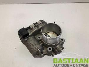 Gebruikte Gasklephuis Ford Fiesta 6 (JA8) 1.6 16V PowerShift Prijs € 57,00 Margeregeling aangeboden door Bastiaan Autodemontage