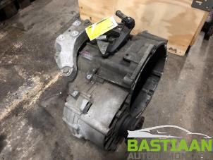 Gebruikte Versnellingsbak Volkswagen Golf V (1K1) 2.0 TDI 16V Prijs € 223,00 Margeregeling aangeboden door Bastiaan Autodemontage