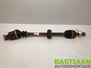 Gebruikte Cardanas links-voor (VWA) Renault Twingo II (CN) 1.2 16V Prijs € 48,00 Margeregeling aangeboden door Bastiaan Autodemontage