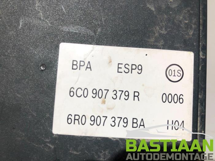 Gebruikte ABS Pomp Skoda Fabia III (NJ3) 1.0 12V Prijs € 97,00 Margeregeling aangeboden door Bastiaan Autodemontage