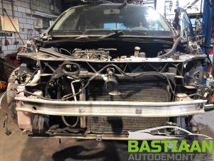 Gebruikte Koelerset Renault Clio III (BR/CR) 1.2 16V Quickshift 5 Prijs € 119,00 Margeregeling aangeboden door Bastiaan Autodemontage