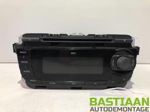 Gebruikte Radio Seat Altea (5P1) 1.2 TSI Prijs € 95,00 Margeregeling aangeboden door Bastiaan Autodemontage